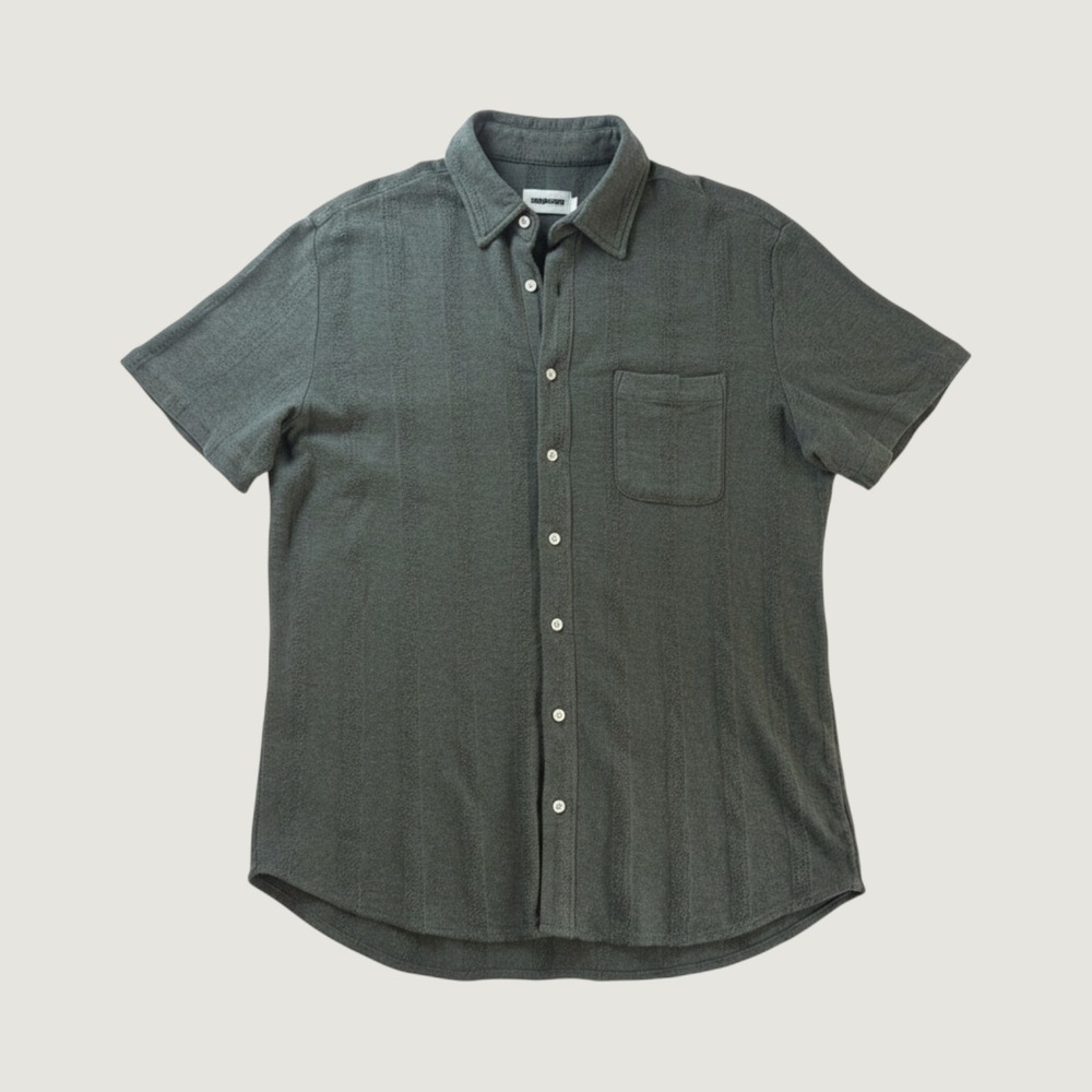 Taylor Stitch Mens 40R Medium Short Sleeve California Olive organic cotton
